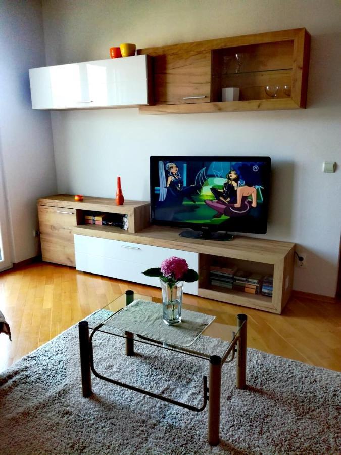 Apartment Mia - Spacious Apartment On 85 M2 With Beautiful Sea View Trogir Buitenkant foto