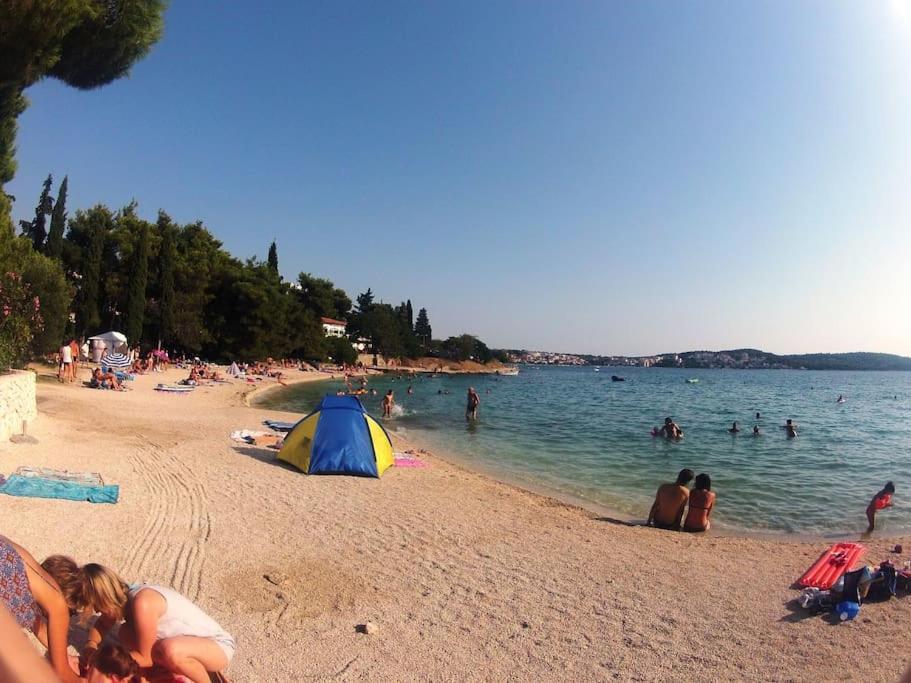 Apartment Mia - Spacious Apartment On 85 M2 With Beautiful Sea View Trogir Buitenkant foto