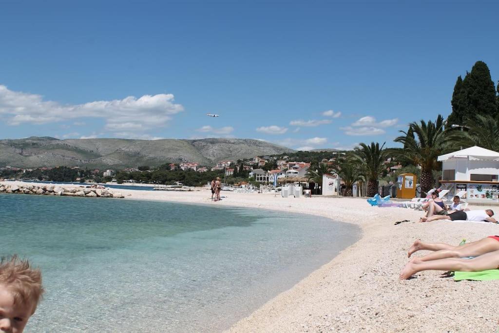 Apartment Mia - Spacious Apartment On 85 M2 With Beautiful Sea View Trogir Buitenkant foto