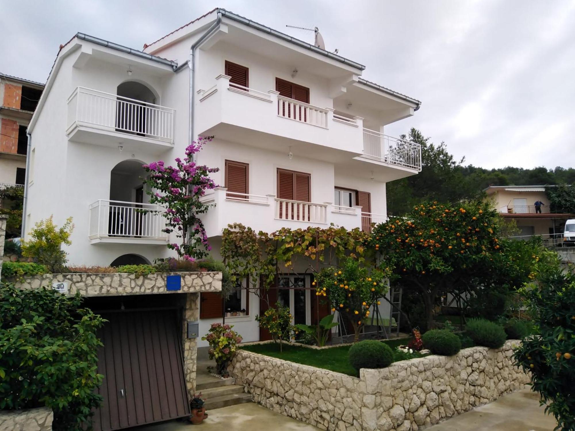 Apartment Mia - Spacious Apartment On 85 M2 With Beautiful Sea View Trogir Buitenkant foto