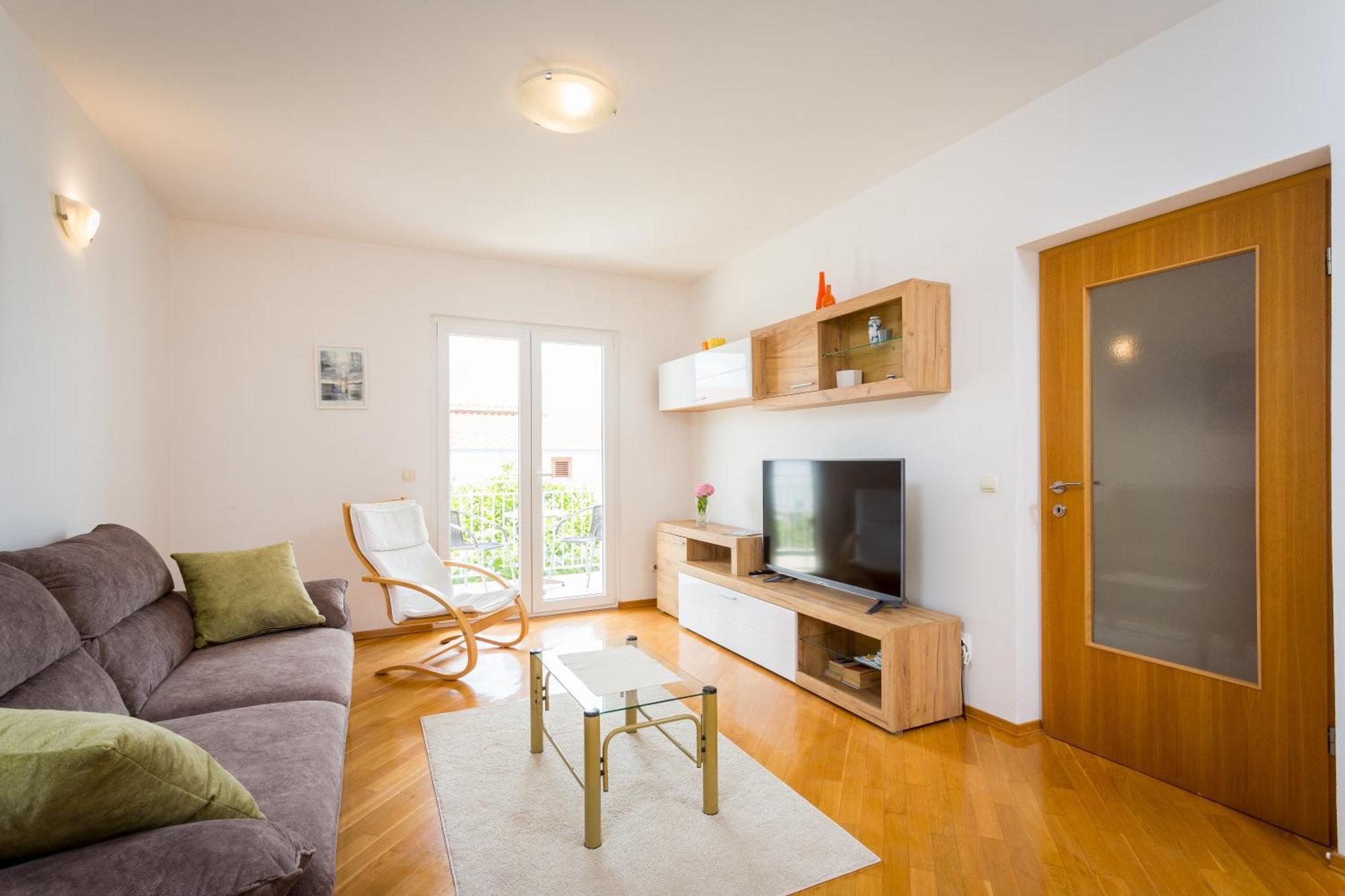 Apartment Mia - Spacious Apartment On 85 M2 With Beautiful Sea View Trogir Buitenkant foto