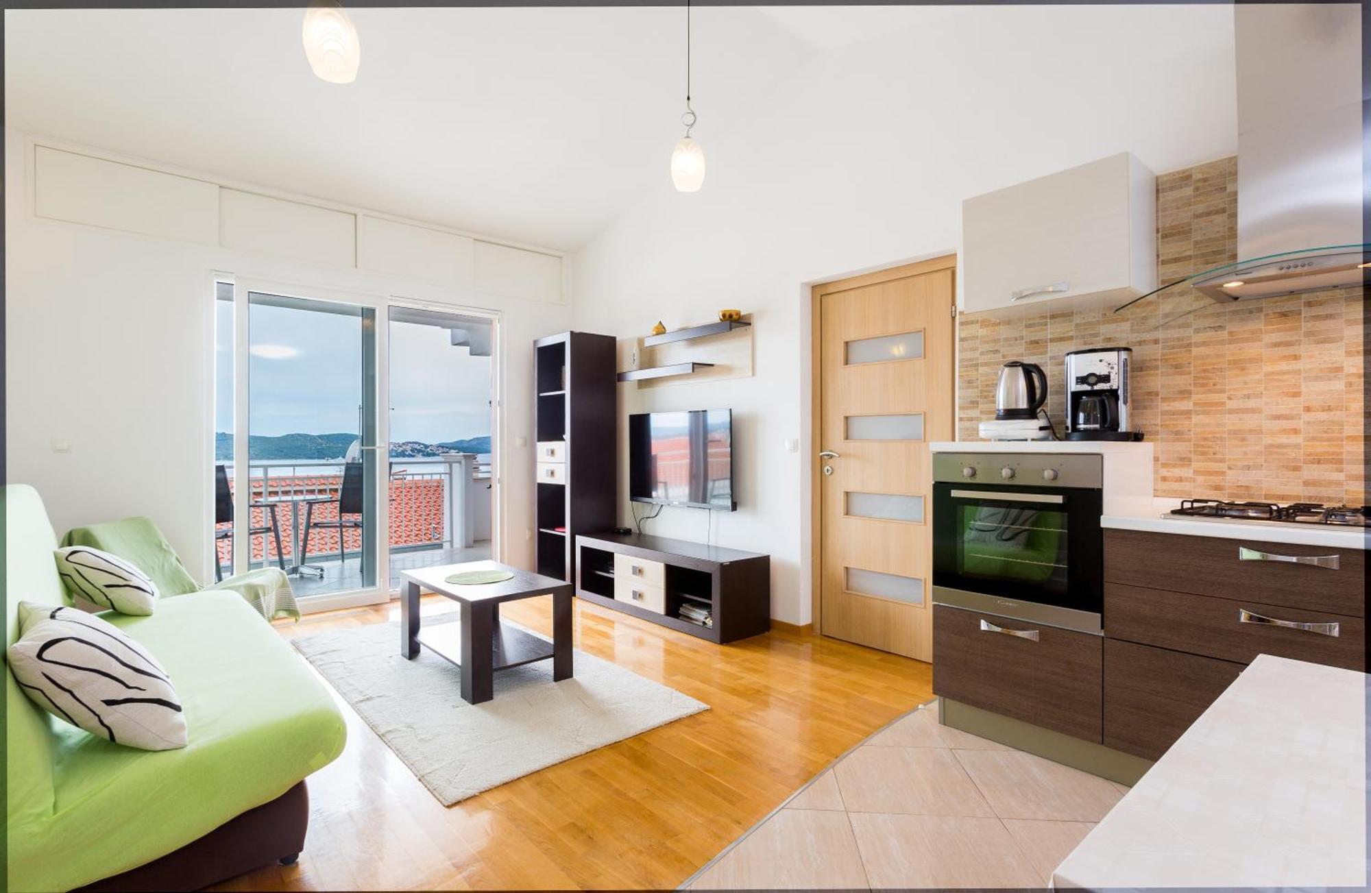 Apartment Mia - Spacious Apartment On 85 M2 With Beautiful Sea View Trogir Buitenkant foto